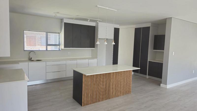 4 Bedroom Property for Sale in Franskraal Western Cape